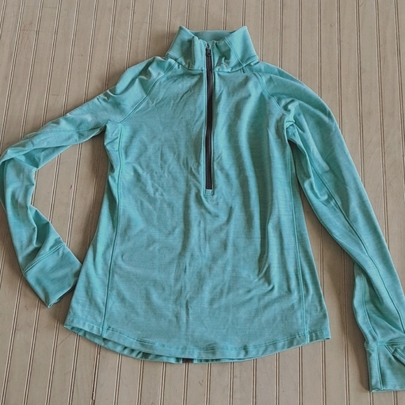 Under Armor Activewear Women's Fitted Half Zip Sporty Athletic Longsleeve Top. - Picture 1 of 6